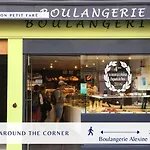 Le Boudoir - Montmartre - Proche Moulin Rouge